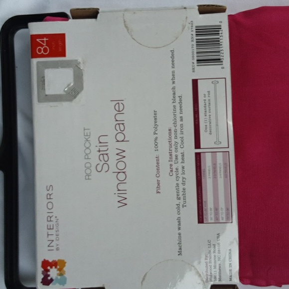 NWT Satin Window Panel - Picture 3 of 4